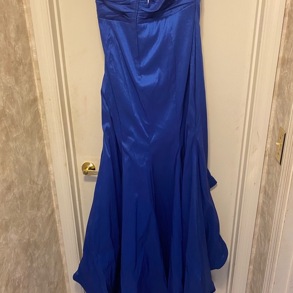 Royal Blue Mac Duggal high low - Picture 5 of 6